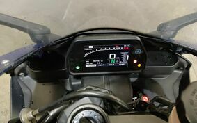 YAMAHA YZF-R1 2015 RN39N