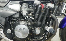 YAMAHA XJR1300 2000 RP03J