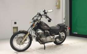 YAMAHA VIRAGO 250 3DM