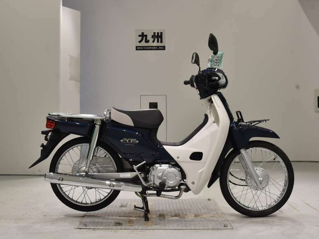 Honda super cub aa04