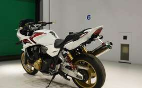 HONDA CB1300SB SUPER BOLDOR ABS 2012 SC54