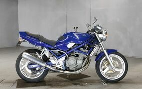 SUZUKI BANDIT 250 GJ74A