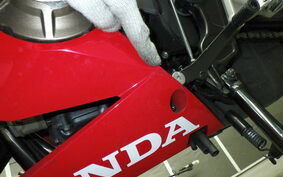 HONDA CBR650R 2021 RH03