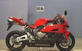 HONDA CBR1000RR 2004 SC57