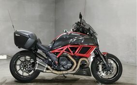 DUCATI DIAVEL Carbon 2014 G105J