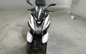 YAMAHA TRICITY 125 SE82J