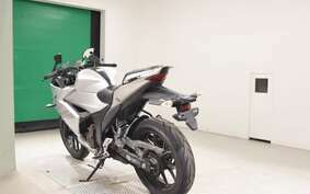 SUZUKI GIXXER 250 SF ED22B