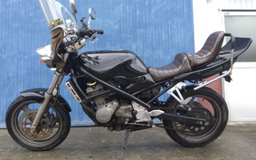 SUZUKI BANDIT 250 GJ74A