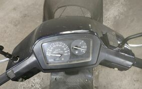 SUZUKI ADDRESS V100 CE11A