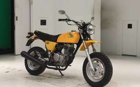 HONDA APE 100 HC07