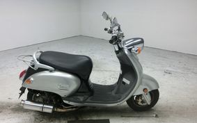 YAMAHA VINO 125 SE13