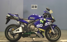 HONDA CBR600RR 2004 PC37