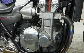 HONDA CB1300SF SUPER FOUR 2005 SC54