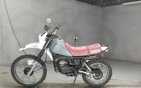 YAMAHA DT125 17F