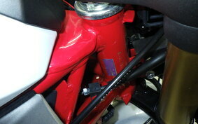 HONDA CBR250RR A MC51