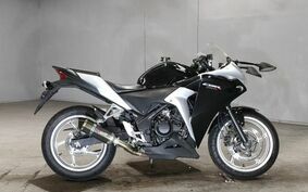 HONDA CBR250R MC41