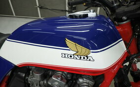 HONDA CB900F 2024 SC09