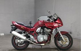 SUZUKI GSF750 GR7EA