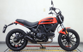 DUCATI  DUCATI  SCRAMBLER SIXTY2 2021 KA00