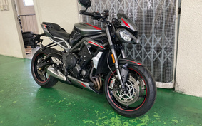 TRIUMPH STREET TRIPLE RS 2020 HDA554