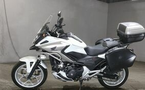 HONDA NC750X 2016 RC90