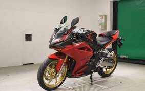 HONDA CBR250RR A MC51