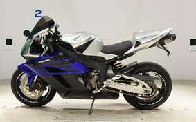 HONDA CBR1000RR 2004 SC57