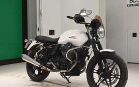 MOTO GUZZI V7 STONE 2014