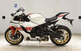 YAMAHA YZF-R1 2023 RN65J