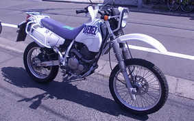 SUZUKI DJEBEL 250 SJ44A