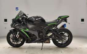 KAWASAKI ZX 10 NINJA R A 2019 ZXT02E