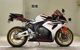 HONDA CBR1000RR 2006 SC57