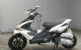 ADIVA R125 不明