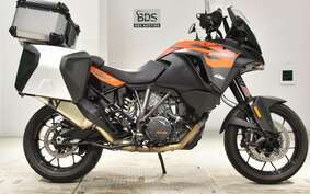 KTM 1290 SUPER ADVENTURE S 2020 V7940