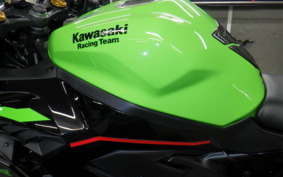 KAWASAKI ZX-25R ZX250E