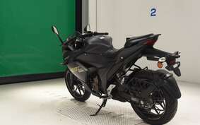 SUZUKI GIXXER 250 SF