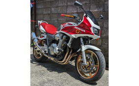 HONDA CB1300SB SUPER BOLDOR 2006 SC54