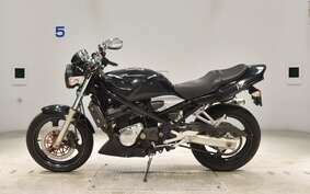 SUZUKI BANDIT 250 VZ GJ77A