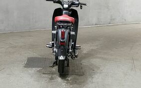 HONDA C125 SUPER CUB JA58