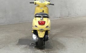 VESPA LX125 M6670