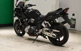 HONDA CB1300SB SUPER BOLDOR A 2010 SC54