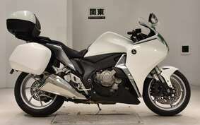 HONDA VFR1200F DCT 2010 SC63