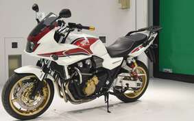 HONDA CB1300SB SUPER BOLDOR A 2013 SC54