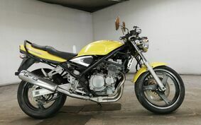 SUZUKI BANDIT 250 GJ77A