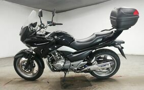 SUZUKI GSR250S GJ55D