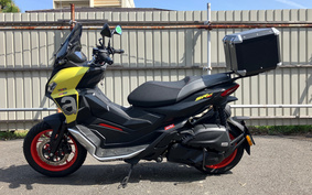 APRILIA SR GT200