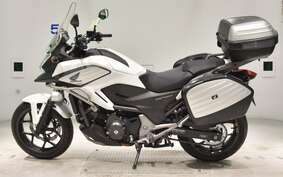 HONDA NC750X 2014 RC72