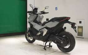 HONDA X-ADV 750 2024 RH10