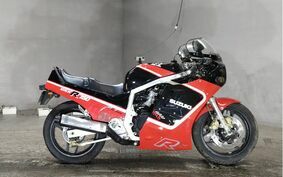 SUZUKI GSX-R750 1987 GR71G