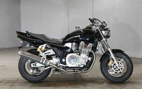 YAMAHA XJR1300 1999 RP01J